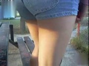 Morrita cogiendo en el parque con su novio