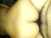 Ariana goza la verga sentada