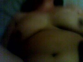 En el motel la hago gemir de placer