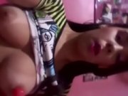 Puta caliente se masturba con paleta y pide verga Puta caliente se masturba con paleta y pide verga