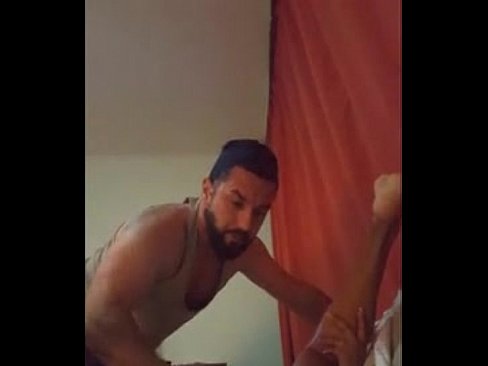 Adoro que me coja mi primo, dejo que haga lo que quiera conmigo!