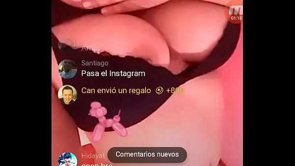 Gorda chichona de Badoo calentando a sus fans