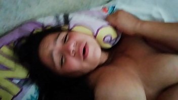 ¡Que rico papi! dice entre gemidos esta gordita puta