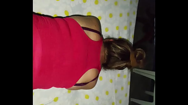 Le hago la visita a una casada que me cojo sin condon